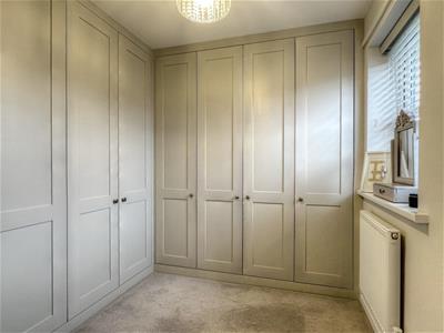 DRESSING ROOM